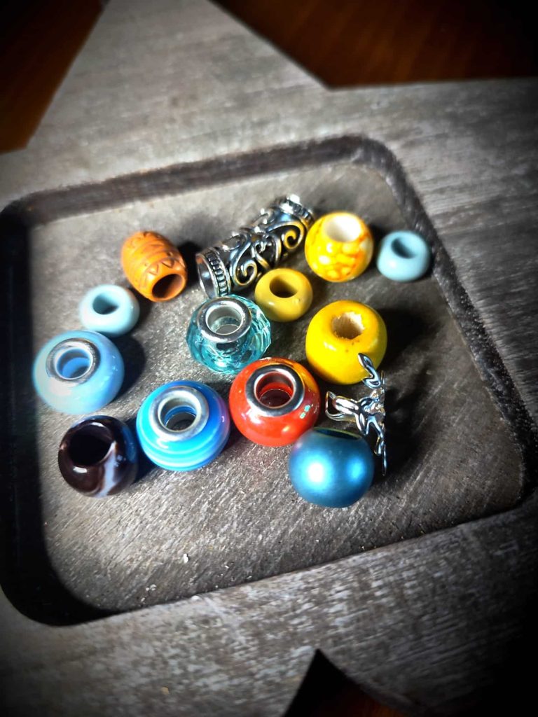 Beads and accessories for dreadlocks
