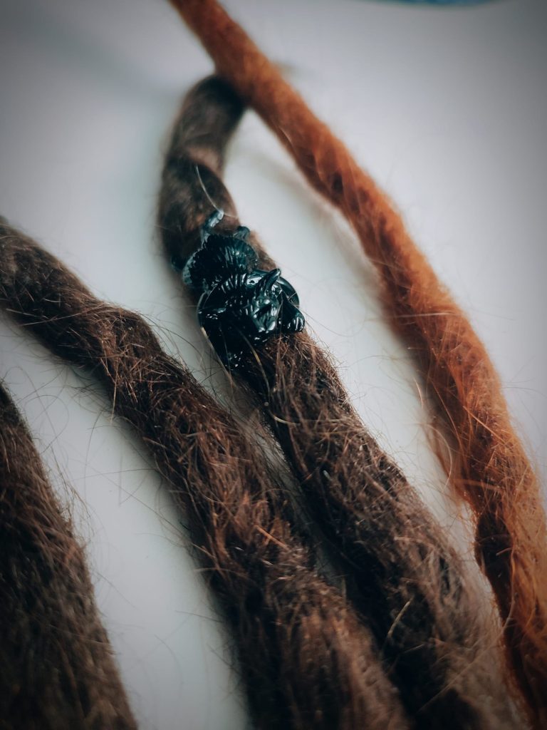 Bead – Lying Cat