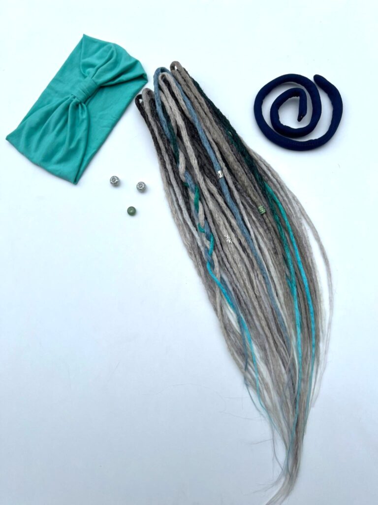 PŮJČOVNA - Set ručně dělaných Fakedredů - silver/mint