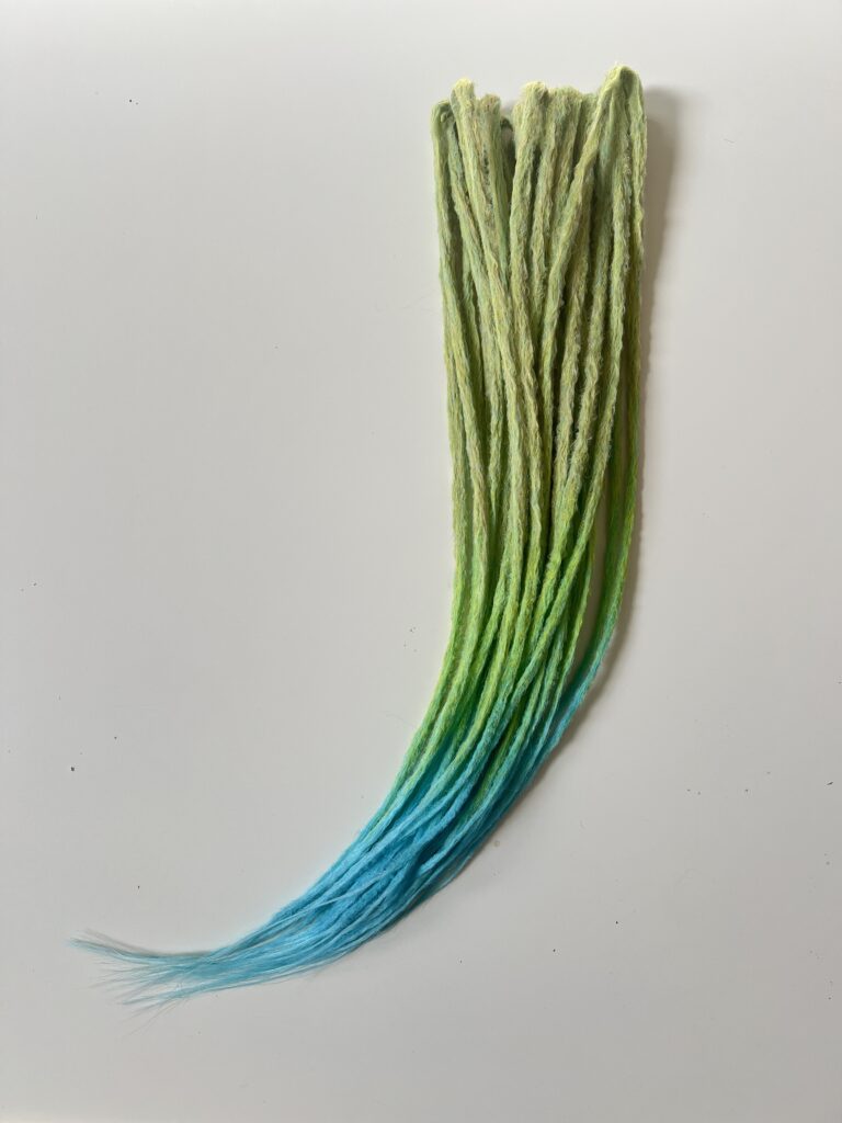 Ručně dělané Dredy – ombré Žluto/zeleno/modré