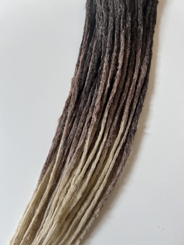 Handmade Ombré Dreadlocks – Dark Brown/Blonde detail