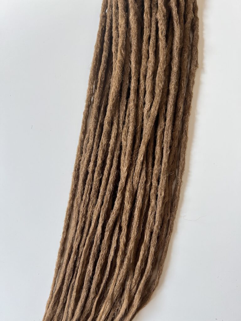 Handmade Single-Colour Dreadlocks – Brown detail